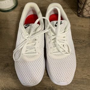 Women’s Nike Tanjun Sneaker